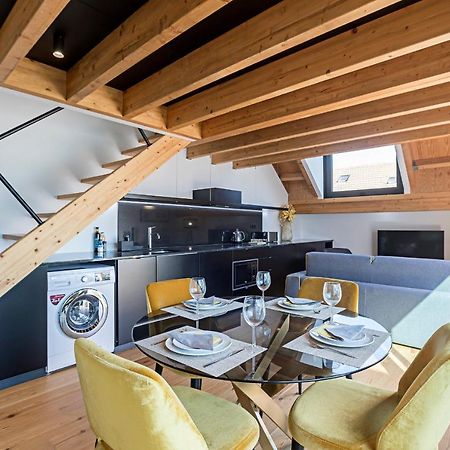 Downtown Duplex W/ Amazing Terrace By Lovelystay Porto Exterior photo